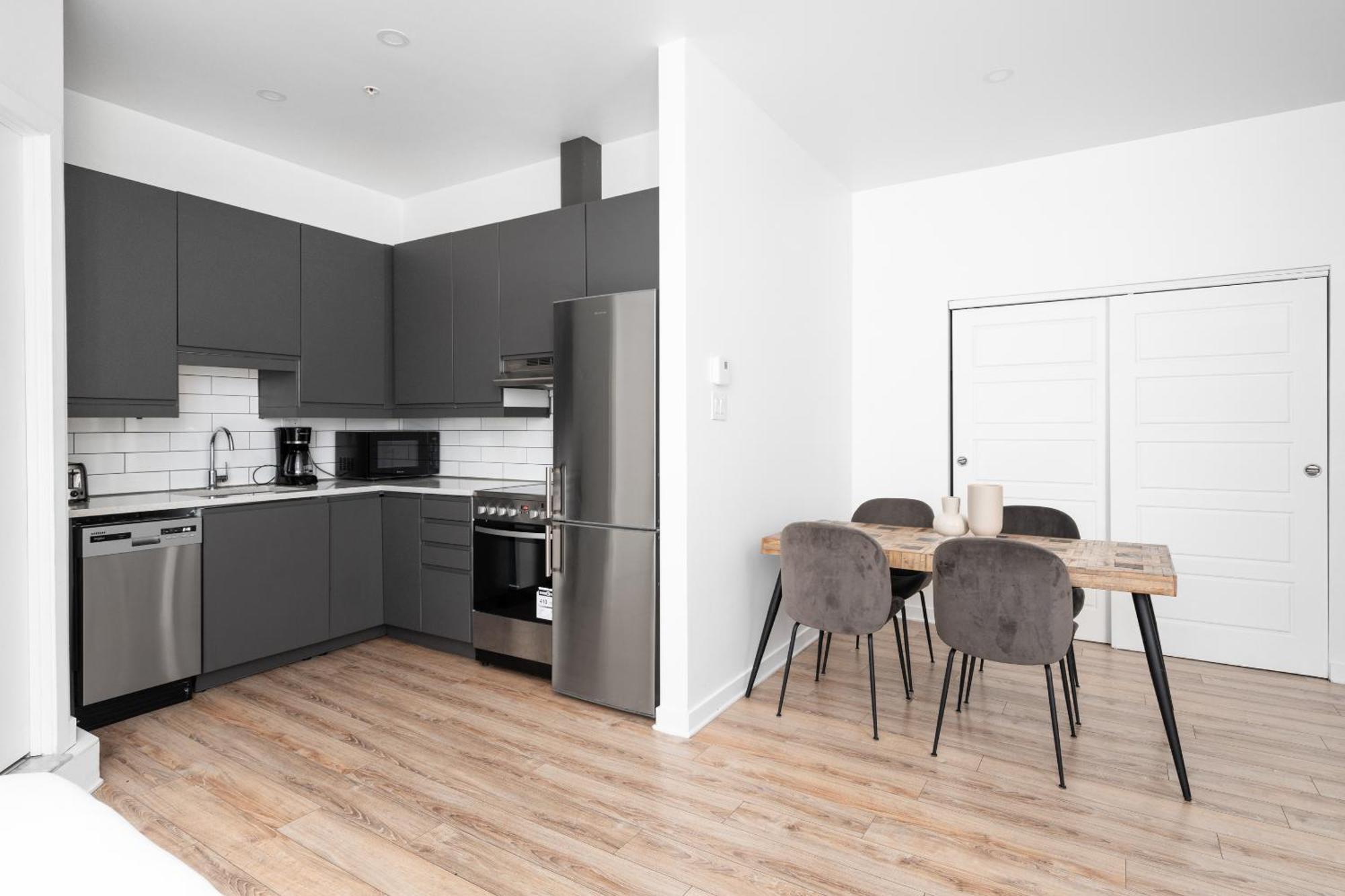 Boutique Lofts Notre Dame - Vieux Montreal Apartment Bilik gambar
