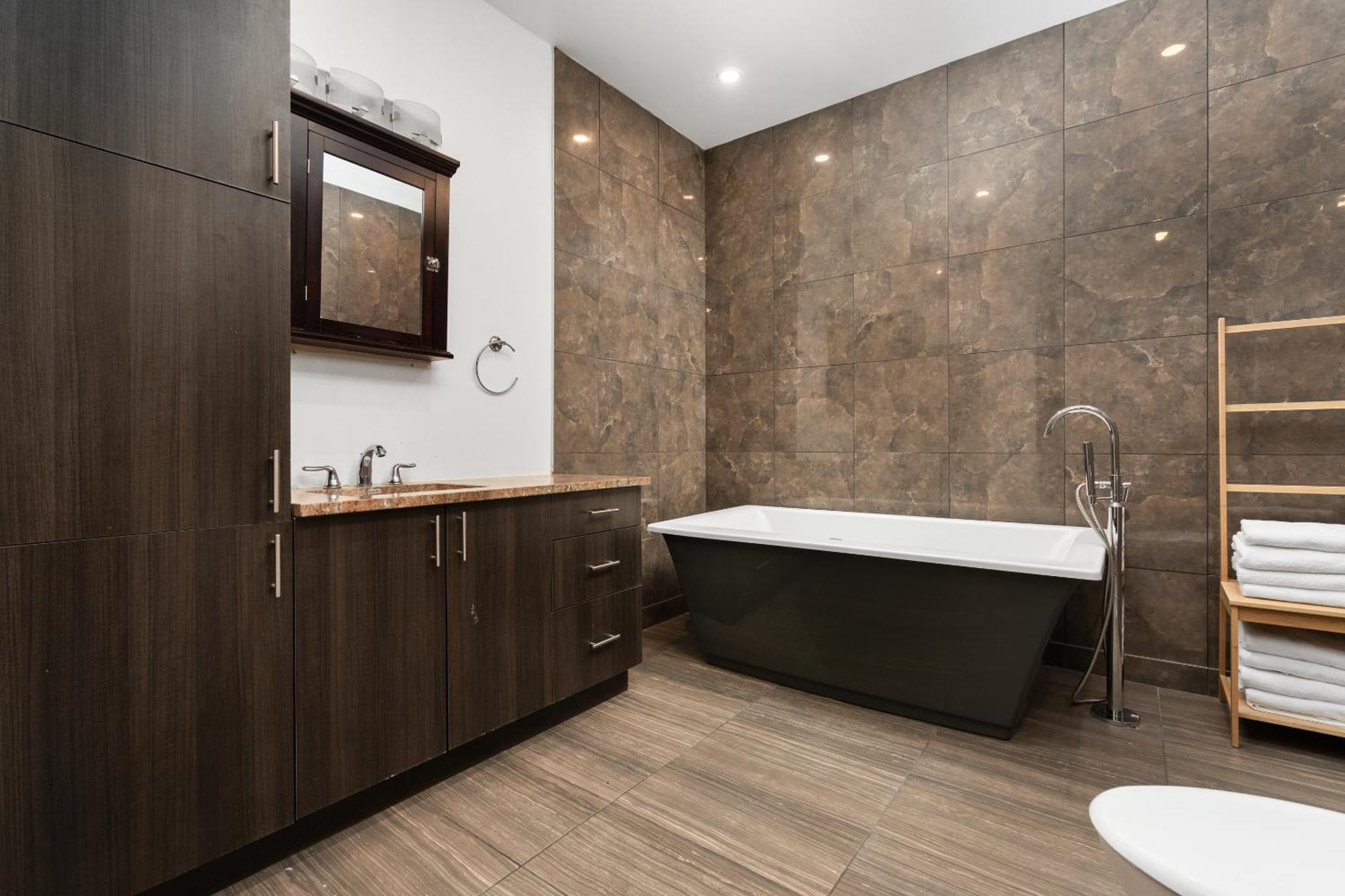 Boutique Lofts Notre Dame - Vieux Montreal Apartment Bilik gambar